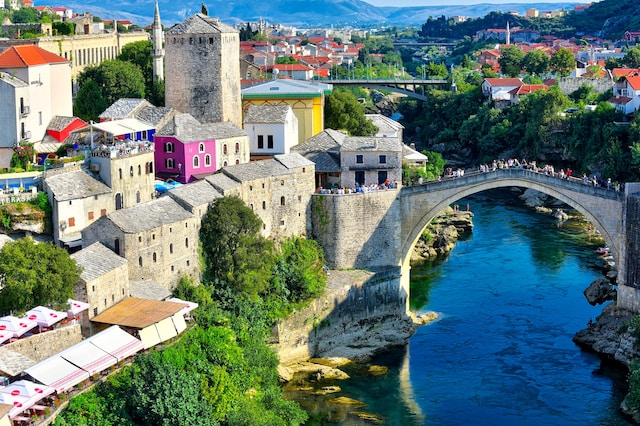 mostar old bridge viewpoint